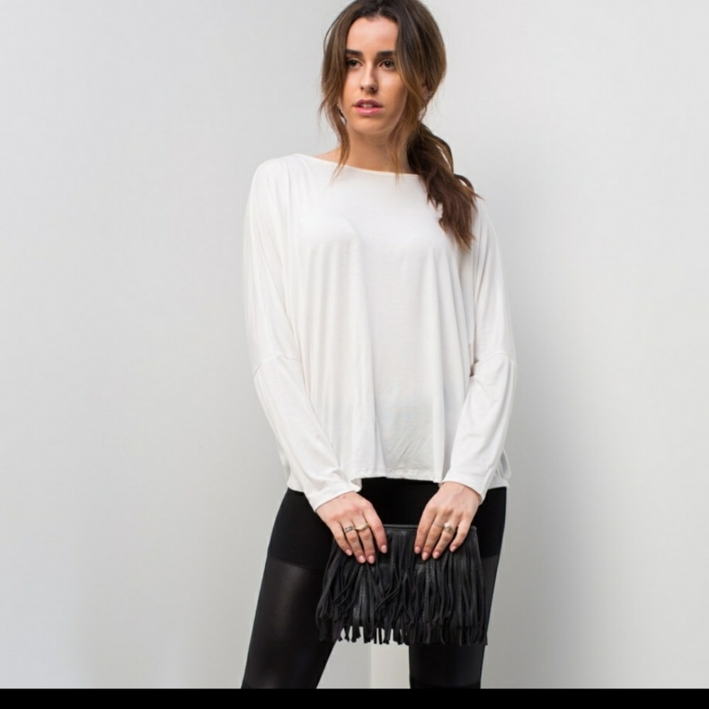 ♥️New boutique lace open back dolman top - Picture 4 of 10